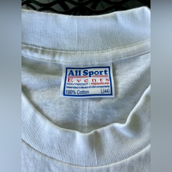 Jon Bon Jovi Tour Tshirt - Picture 3 of 5